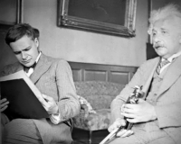 Einstein kisebb fiával, Eduarddal