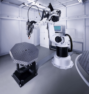 Robotos megmunkálócella direkt diódás lézerrel