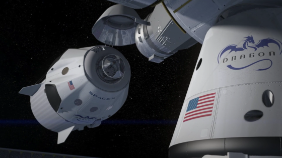 Elon Musk Space Exploration Technologies Corp. (SpaceX) elnevezésű cége lett 2010-ben az első magánvállalat, amely pályára tudott állítani egy űrjárművet, és az onnan biztonságosan le is tudta szállítani
