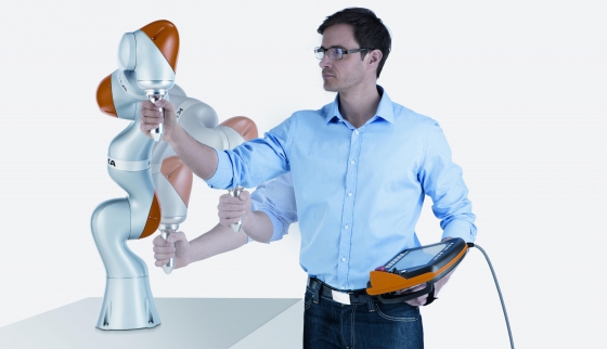 Biztonságos együttműködés az ember és a robot között