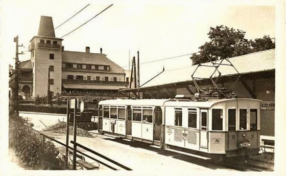 Tovább rontotta a fogaskerekű ázsióját, hogy az 1953-ban beindított 21-es busz közvetlenül a Normafához szállította az utasokat