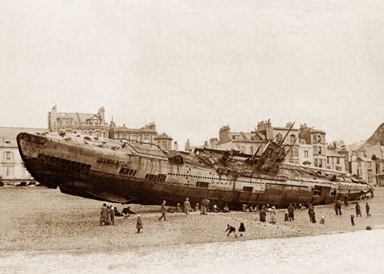 Tengeralattjáró Anglia partjainál, 1917 (Spiegel)