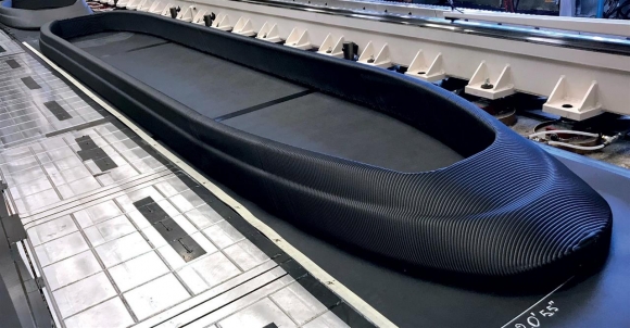 A világ legnagyobb 3D-nyomtatógépe, a MasterPrint, amely hőre lágyuló polimer alkatrészeket és késztermékeket is nyomtat