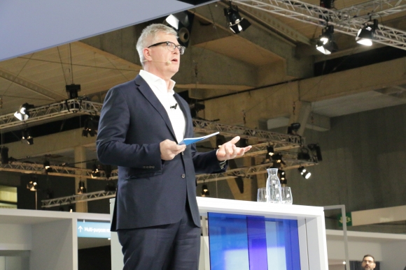 Börje Ekholm, az Ericsson elnök-vezérigazgatója a Mobil Világkongresszuson tartott sajtótájékoztatón