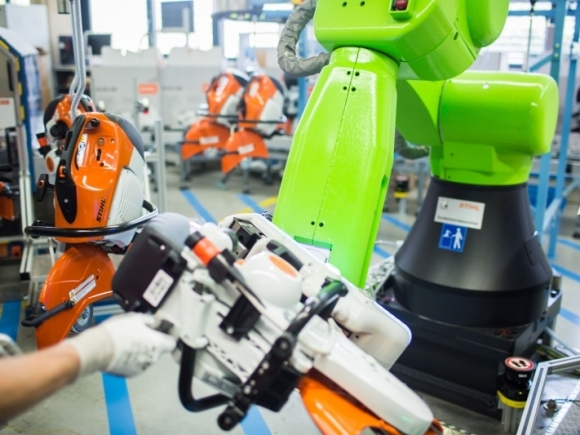 Együttműködő robot