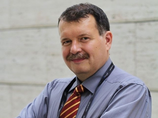 Salga Péter, CEO-  Dyntell